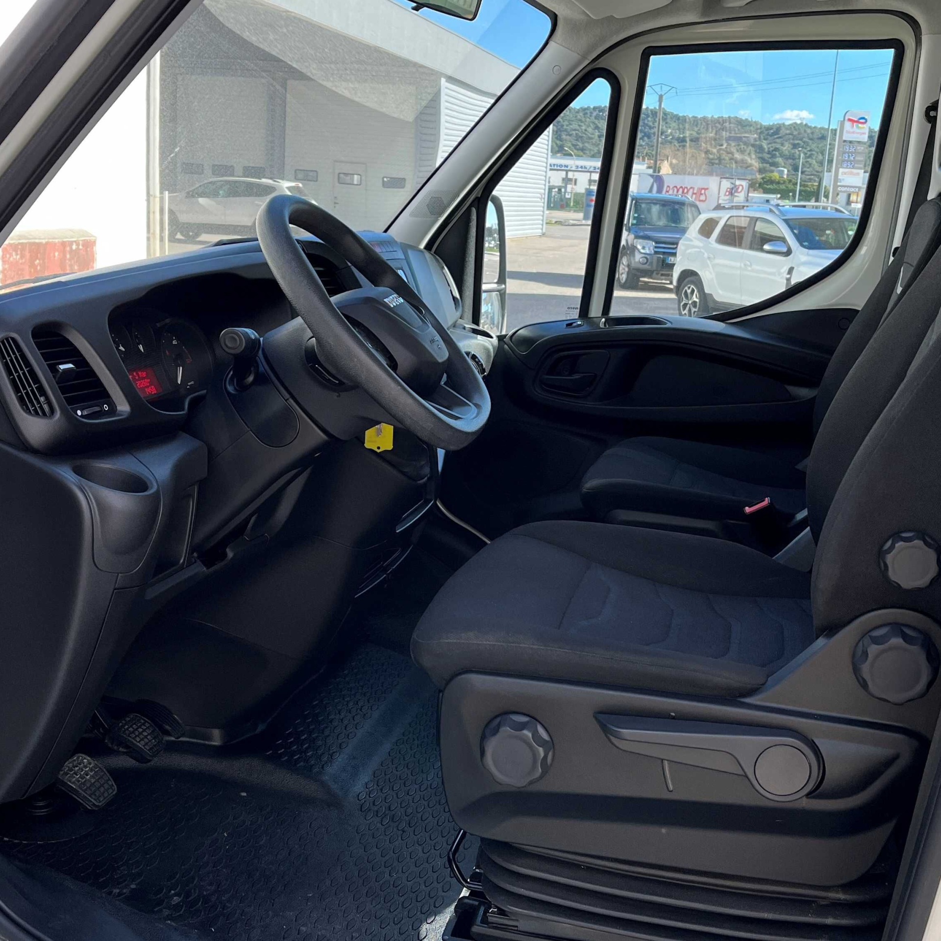 IVECO Daily 35C16 160cv caisse