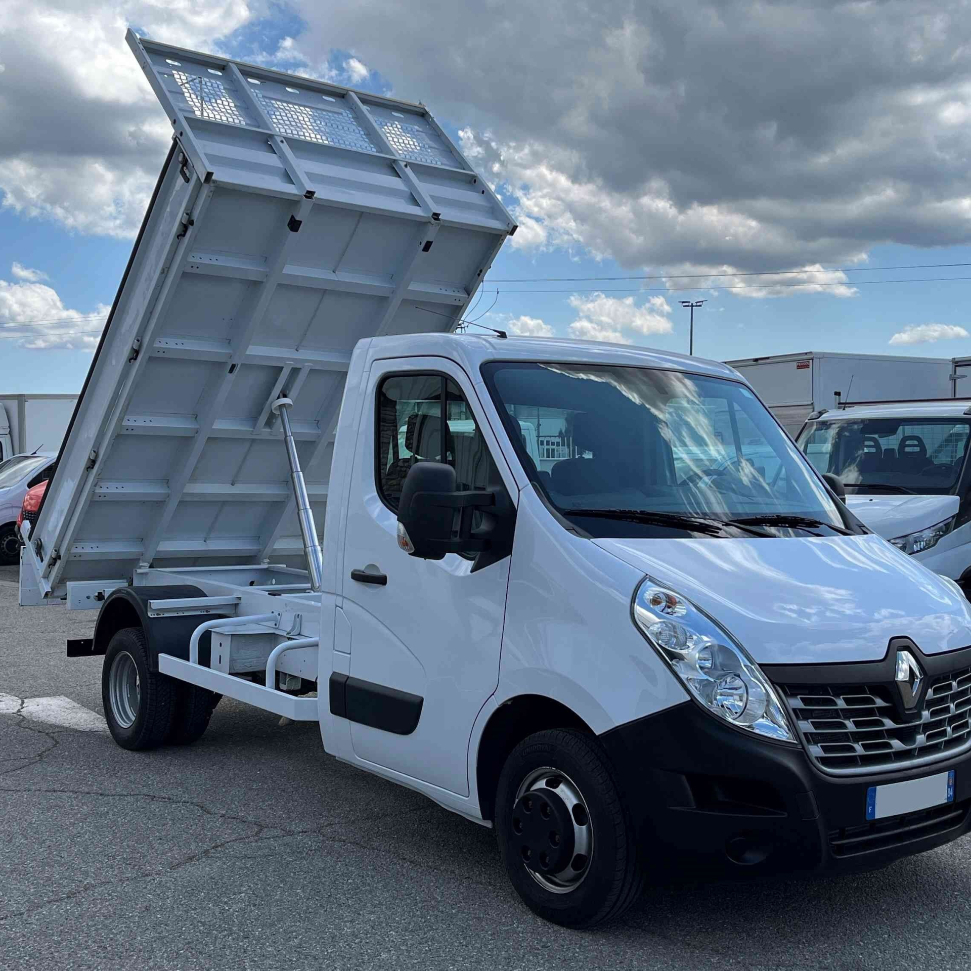 RENAULT Master III 163cv benne