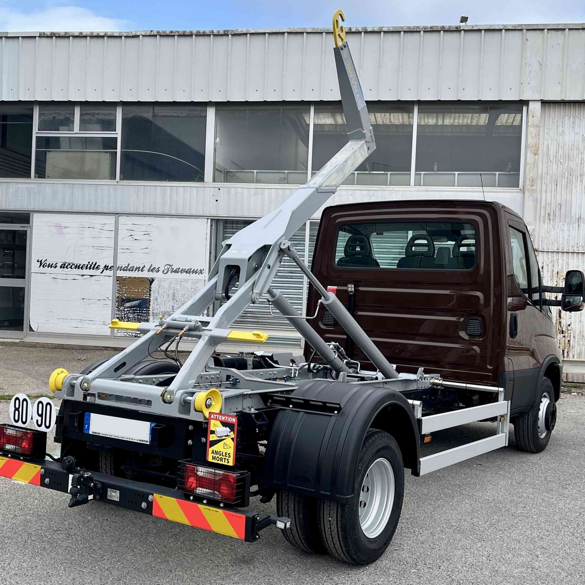 IVECO Daily poids lourd 70C18A8 180cv bras polybennes 4T Electro-pompe