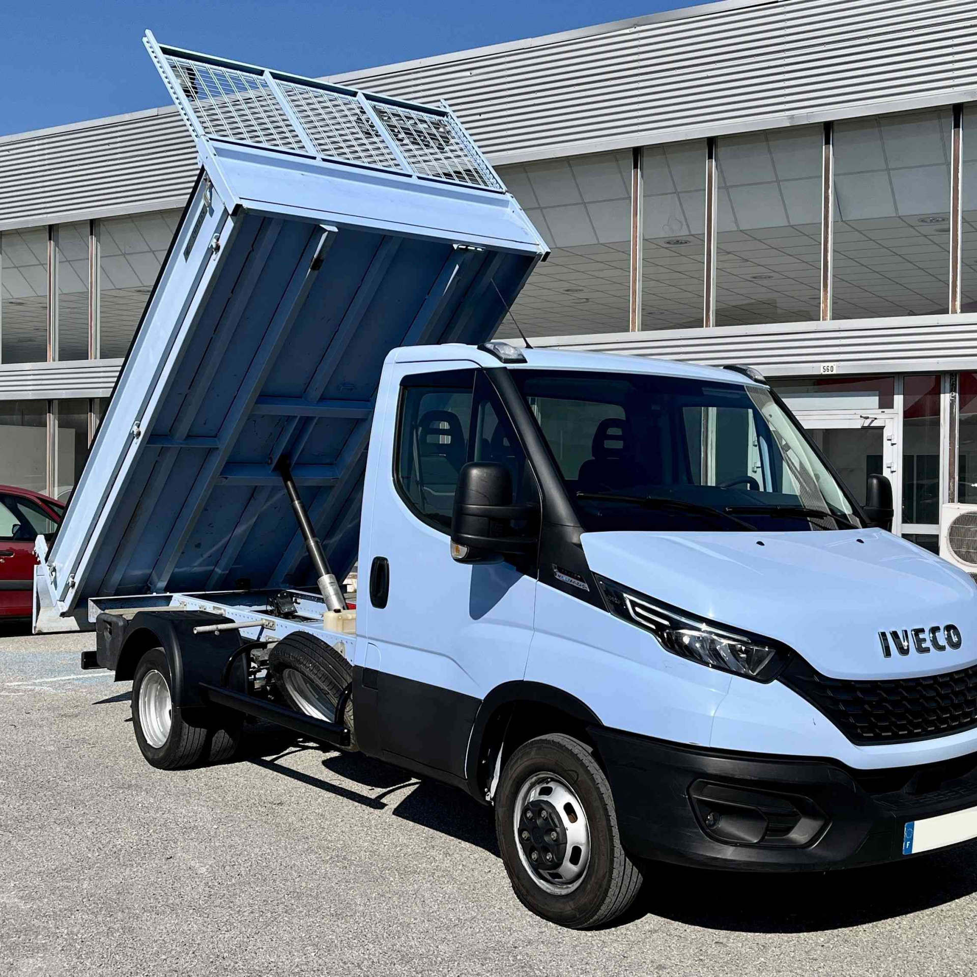 IVECO Daily 35C18A8 180cv benne boite auto