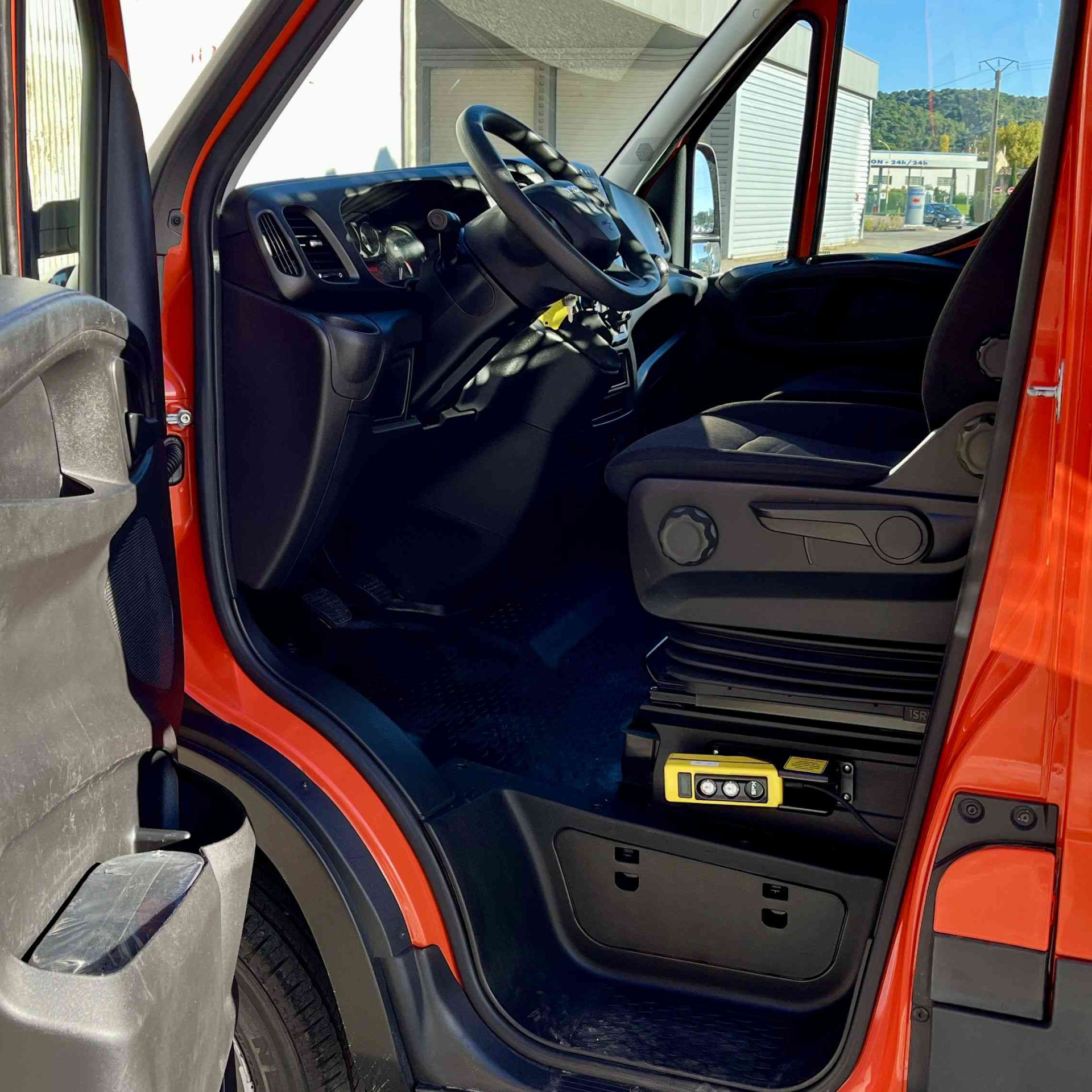 IVECO Daily 35C12 120cv benne aluminium