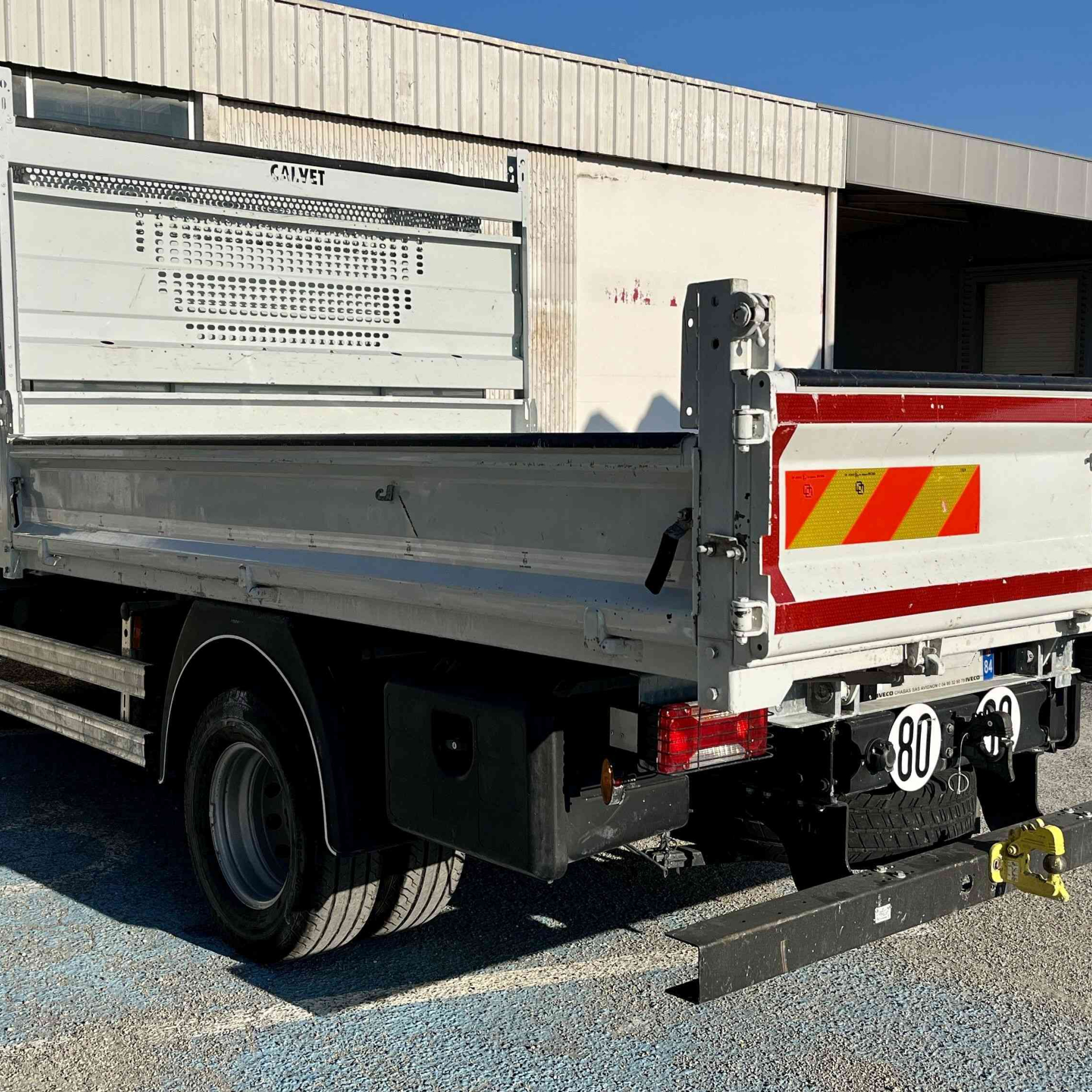 IVECO Daily poids lourd 72C21A8 210cv boite auto benne coffre