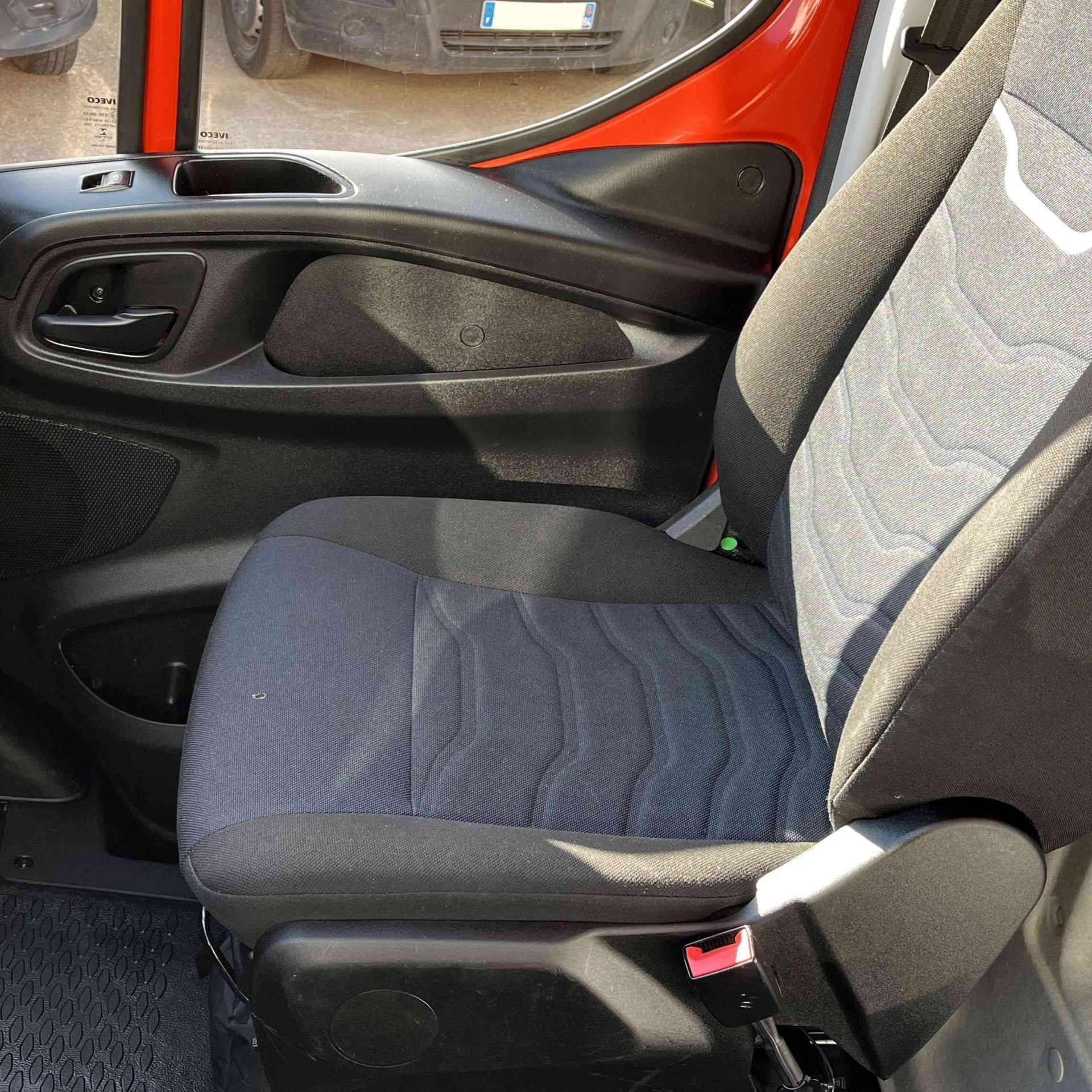 IVECO Daily 35C12 benne aluminium