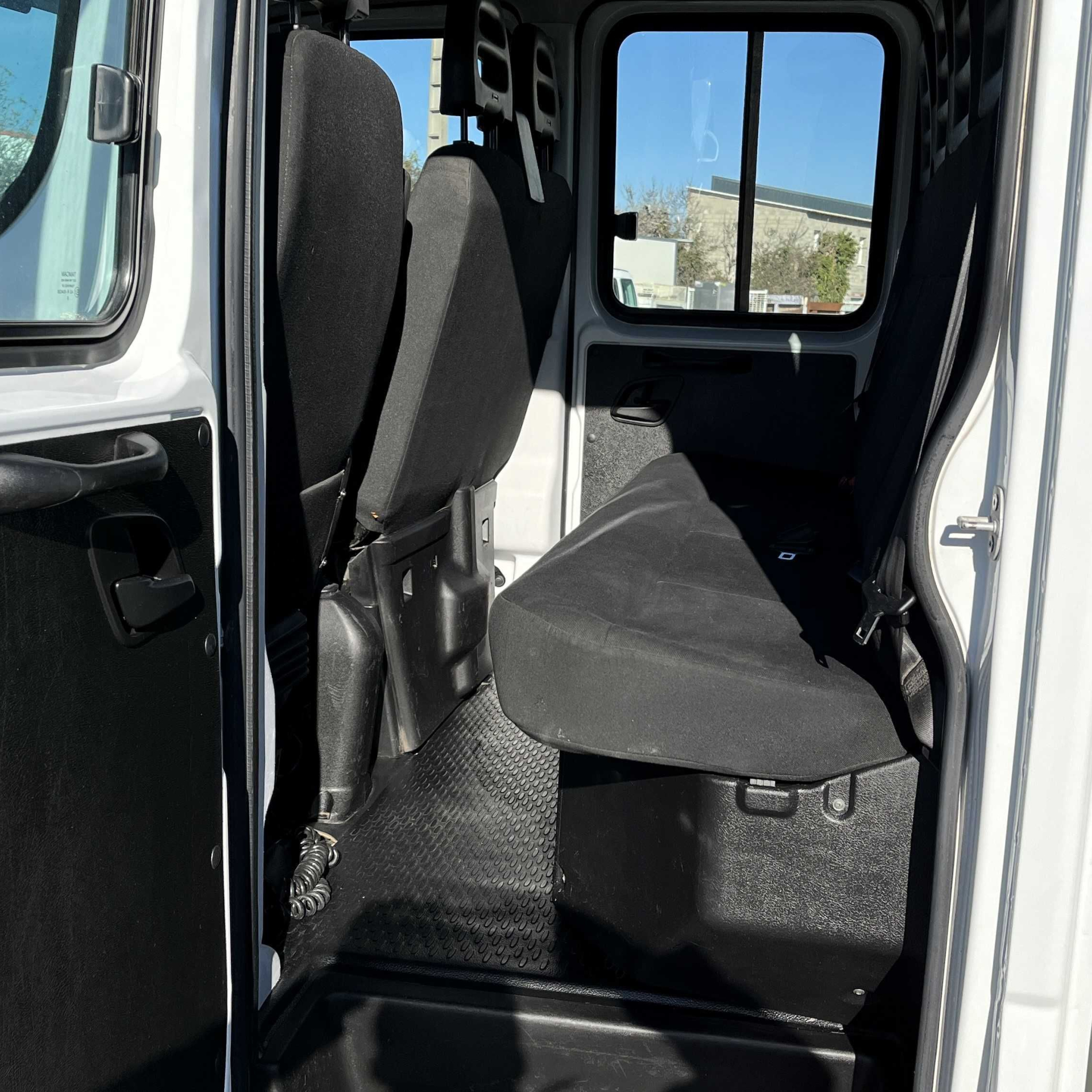 IVECO Daily 35C15D 150cv double cabine benne MAXI CARGO R-7000 + coffre dos cabine