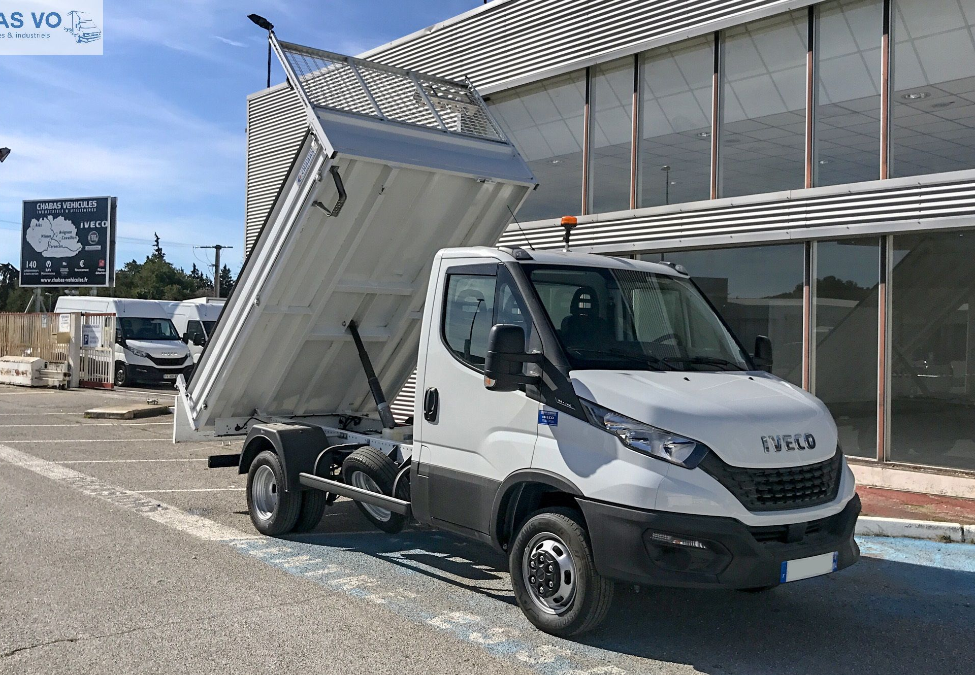 IVECO Daily 35C14 140cv benne