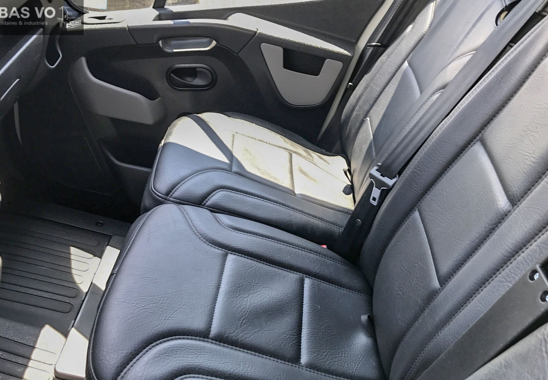 RENAULT Master 130cv caisse frigo hayon