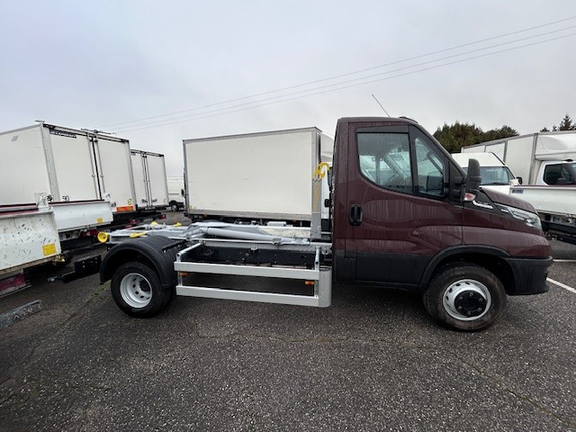 IVECO Daily poids lourd 70C18A8 180cv bras polybennes 4T Electro-pompe