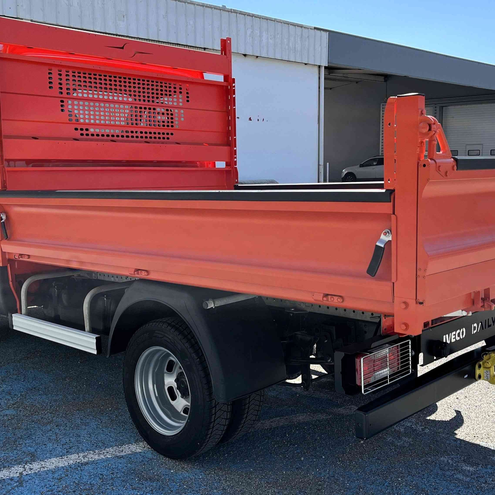 IVECO Daily 35C12 120cv benne aluminium