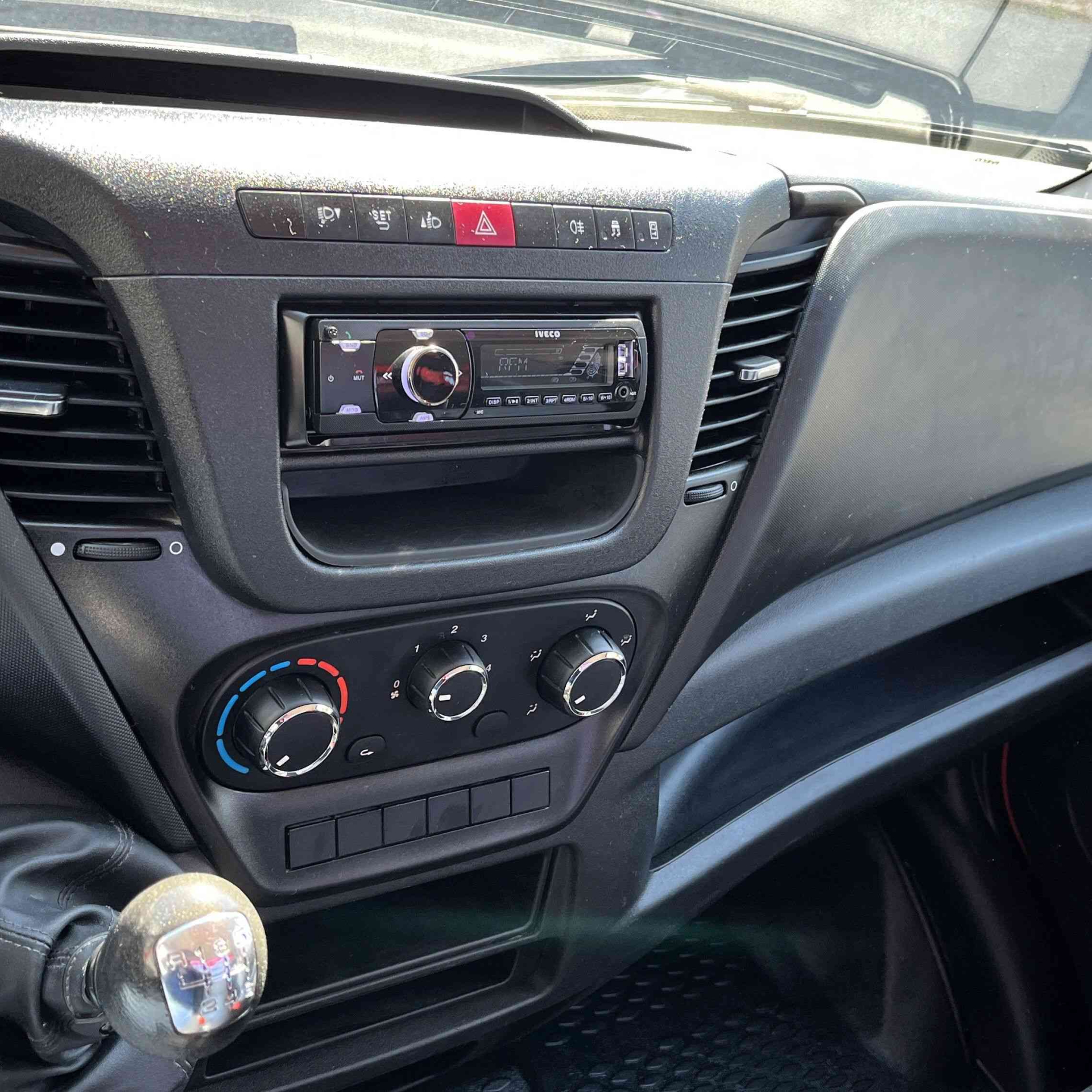 IVECO Daily 35C12 120cv benne aluminium